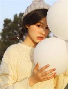 他圈养的金丝雀慕星河