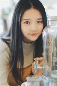 明媚时光是什么意思