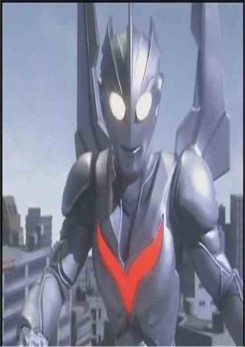 穿越奥特曼世界变成怪兽的